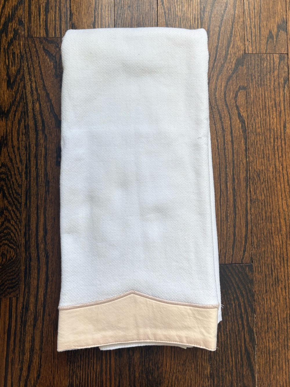 NWT Pottery Barn monique lhuillier pottery barn hand towel